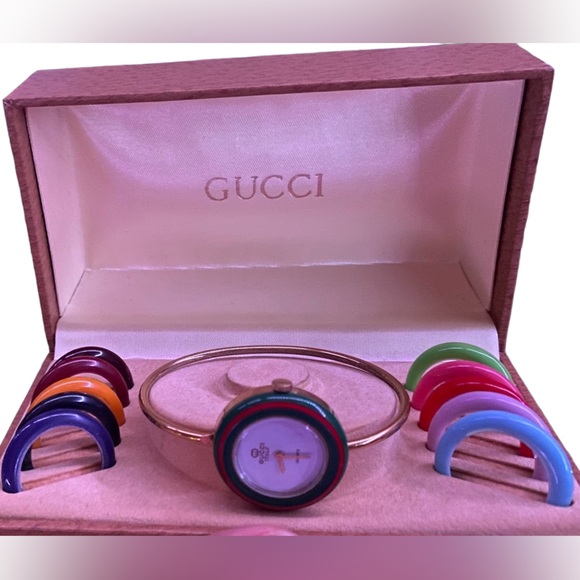 Vintage Gucci Bezel Gold Bangle Watch - Picture 2 of 7